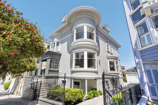 Foto del edificio - 1022 Stanyan St