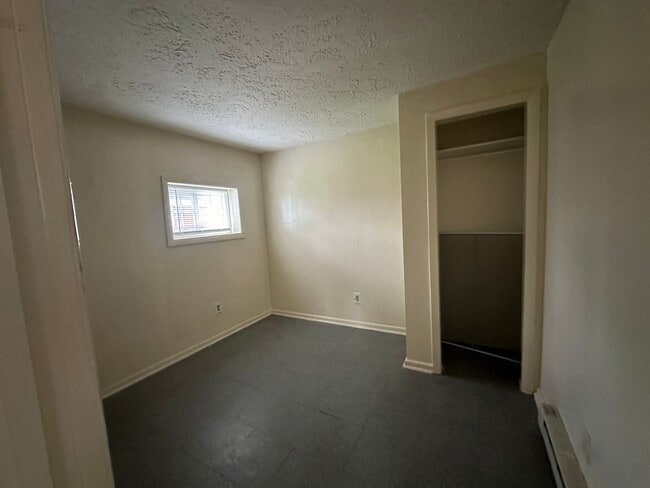 Foto del edificio - 434 N Kent St