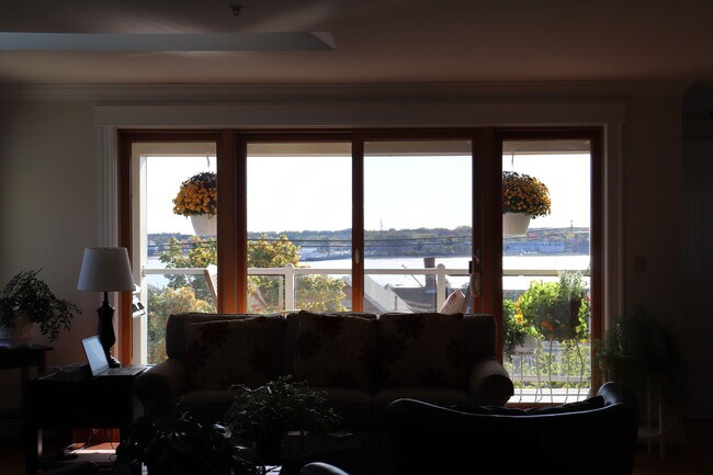 Harbor view - 16 Guilford Ct