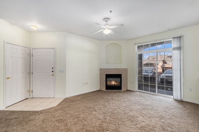 Foto del edificio - Bright 2-Bedroom Condo with Private Patio & Resort-Style Amenities!