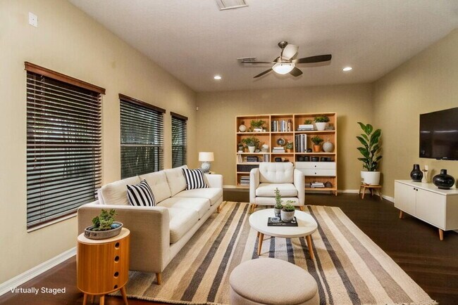 Foto del edificio - 8770 Atwater Loop