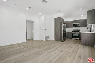 Building Photo - 1434 Beverwil Dr