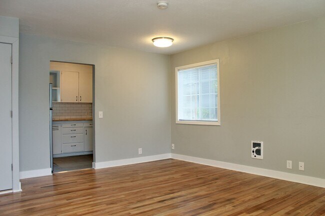 Foto del edificio - 5535-5535 SE 17th Ave