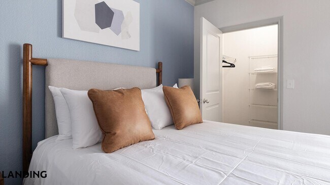 Foto del edificio - 15330 Liberty River Dr