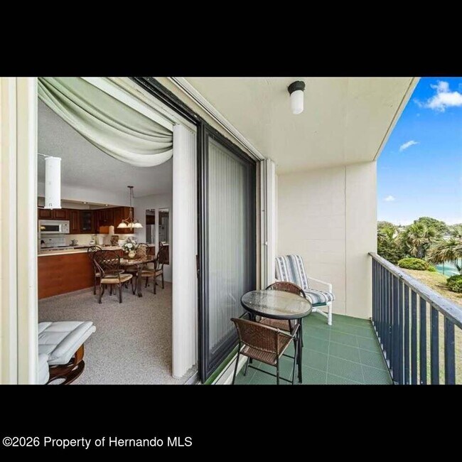 Building Photo - 1433 N Atlantic Ave