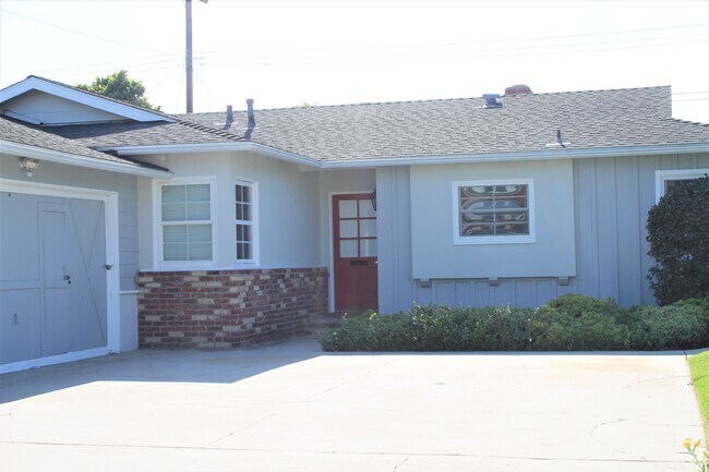 Foto del edificio - 20527 Osage Ave