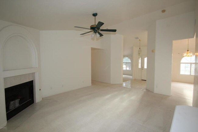 Foto del edificio - 11079 N Mountain Breeze Dr