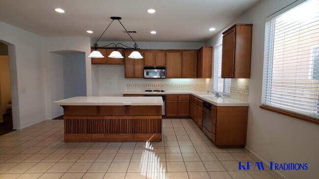 Foto del edificio - 3048 W Lingard St