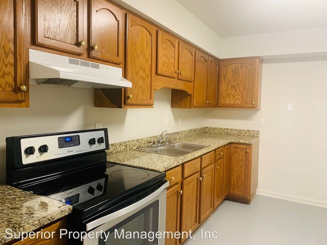 Building Photo - 1704 Elizardi Blvd