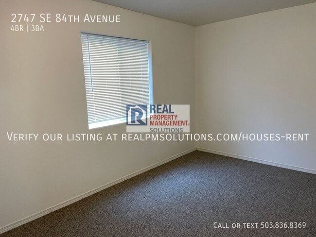 Building Photo - 2747 SE 84th Ave