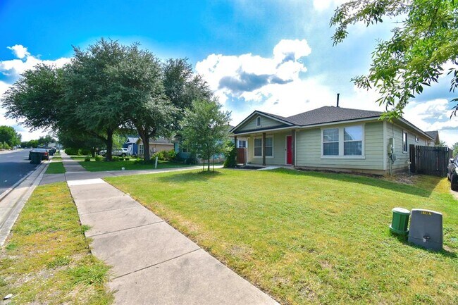 Building Photo - 13525 Briarcreek Loop