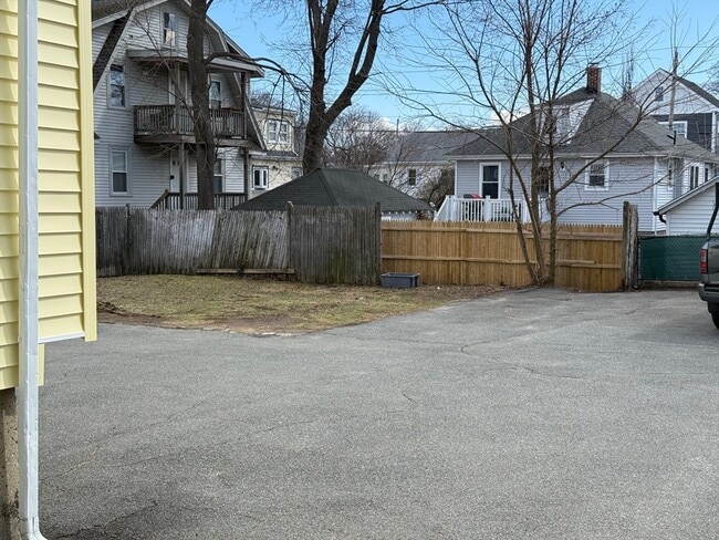 Foto del edificio - 196 W Squantum St