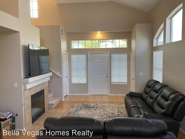 Building Photo - 266 Horizon Pointe Cir