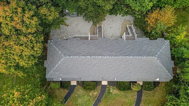 Foto del edificio - Modern, Cozy 2BR Home with Basement & Parking – $3,000/mo