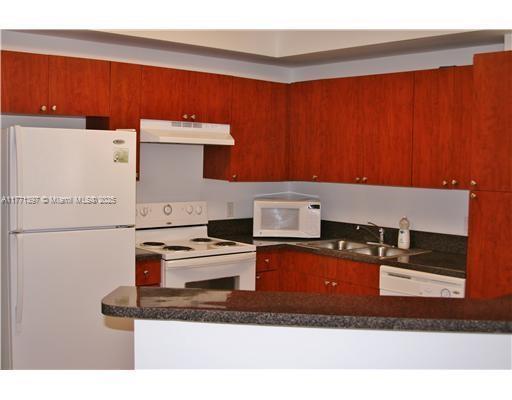 Building Photo - 115 SW 11th St