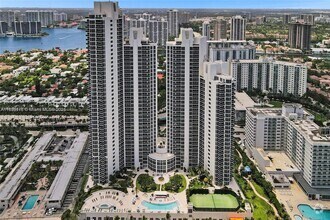 Building Photo - 19111 Collins Ave