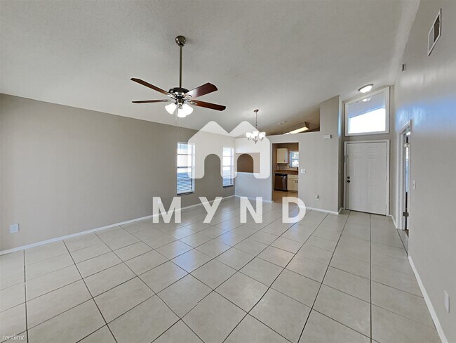 Building Photo - 3 br, 2 bath House - 826 Grenadier Dr
