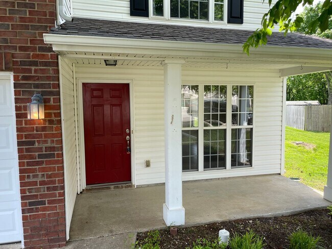 Foto del edificio - Spring Hill Gem in a Wonderful Location!