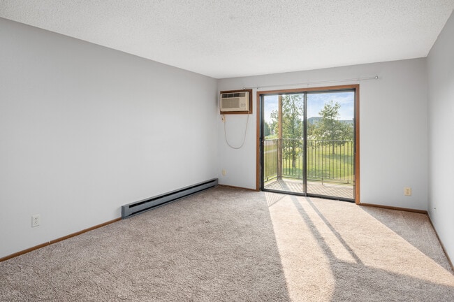 Building Photo - Greenfield Apartments