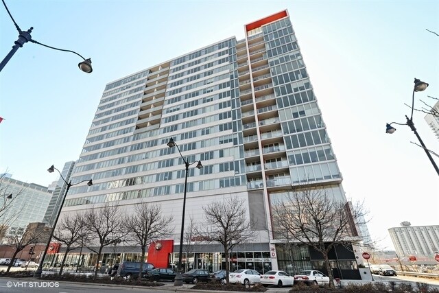 Primary Photo - 659 W Randolph St