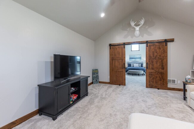 Foto del edificio - 2171 Rising Sage Rd