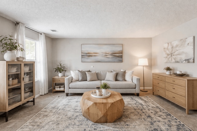 Building Photo - Lakeside Townhomes