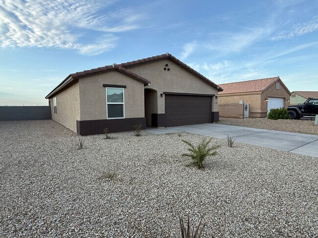 Foto del edificio - 1780 E Desert Bloom Dr