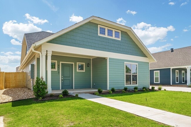 Building Photo - Hawthorne Grove