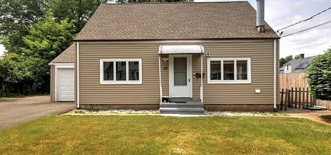 Front - 65 Washington Rd House