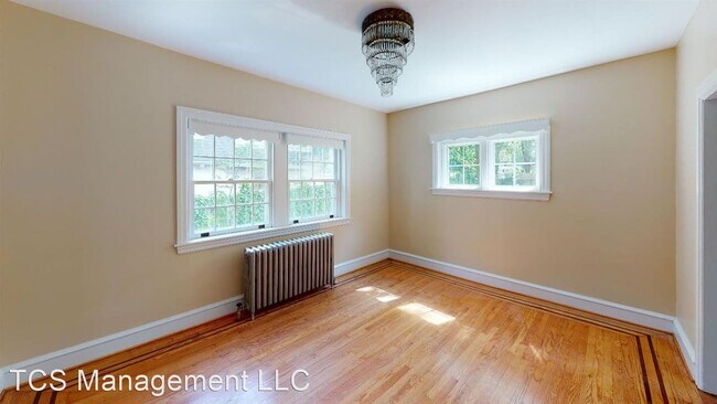 Building Photo - 418 Conshohocken State Rd