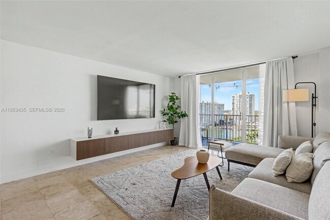 Foto del edificio - 2851 NE 183rd St