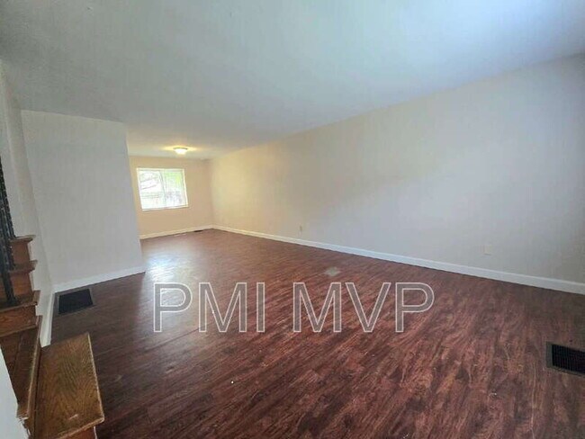 Foto del edificio - 830 S Harris Ave