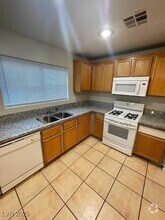 Building Photo - 5413 Bristol Bend Ct