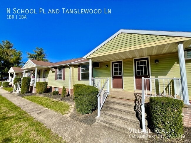 Building Photo - 327 N School Pl