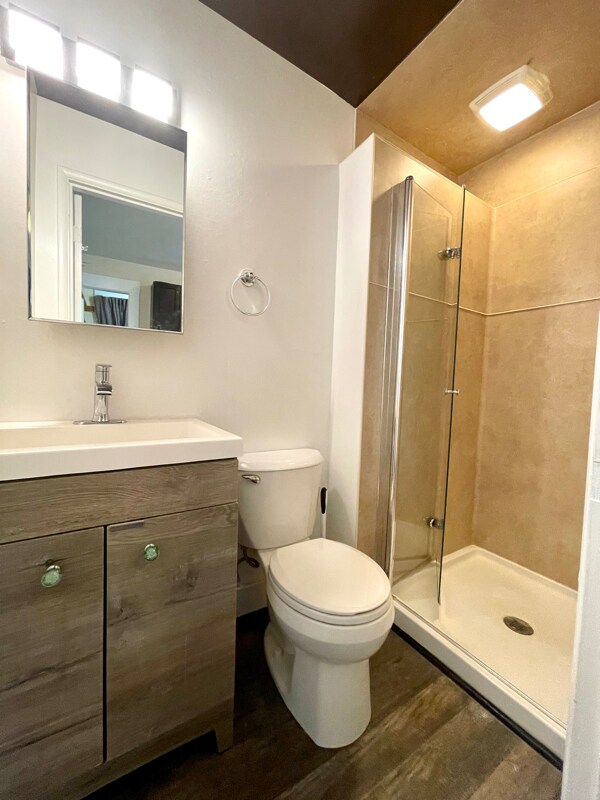 5042 11th Ave NE Unit 3, Seattle, WA 98105 Room for Rent in Seattle