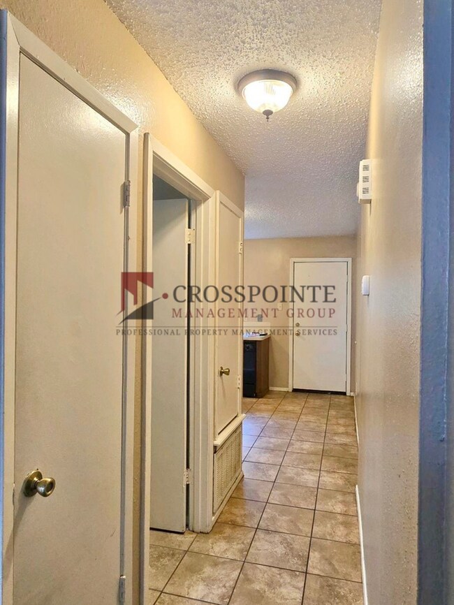 Foto del edificio - Tour Today! 2/1.5 Townhome in Longview