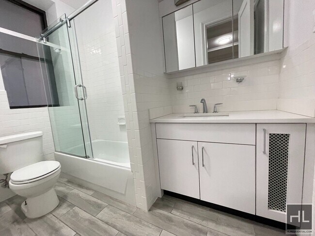 Foto del edificio - WEST 58 STREET