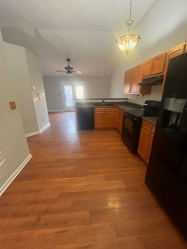 Photo - 400 Platt Dr Townhome