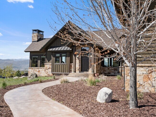 Foto del edificio - 1075 N Oquirrh Mountain Dr