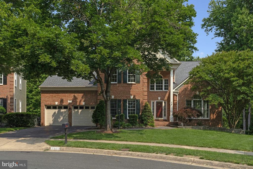Primary Photo - 7902 Bracksford Ct