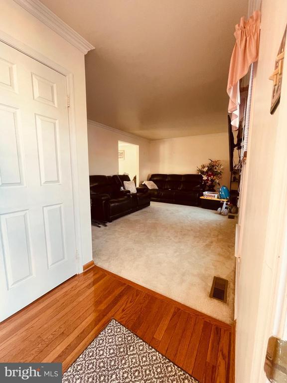 Foto del edificio - 404 Navaho Dr