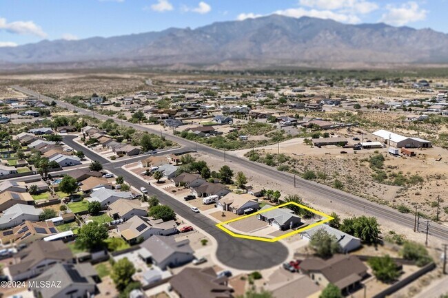 Building Photo - 1452 Cactus Wren
