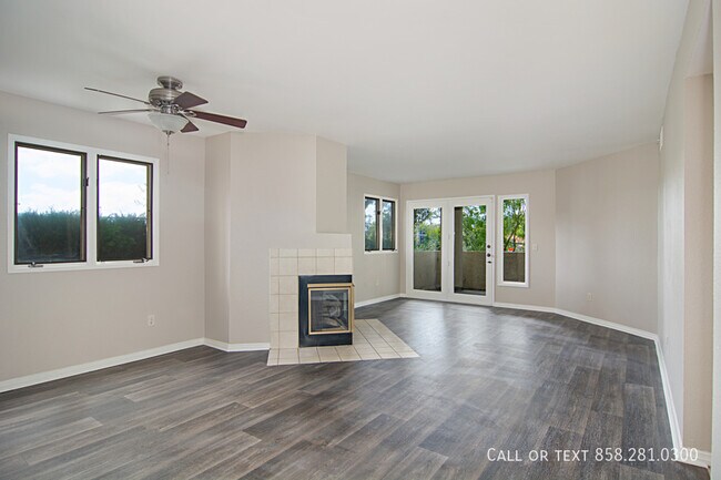 Building Photo - 8178 Avenida Navidad