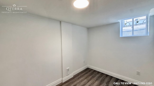 Building Photo - 76 William Honey Cres