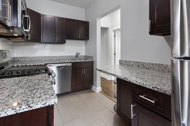Foto del edificio - 1114 W Glenlake Ave