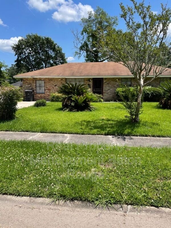 Primary Photo - 6422 Blue Grass Dr