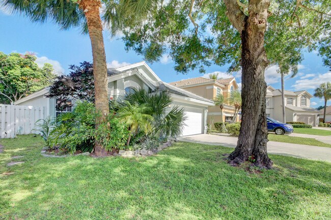 Foto del edificio - 7390 Ashley Shores Cir