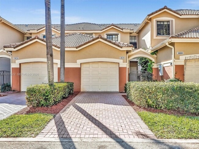 Photo - 3878 Tree Top Dr Townhome