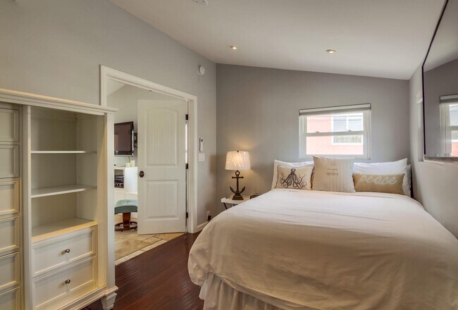 Foto del edificio - 2715 Strandway