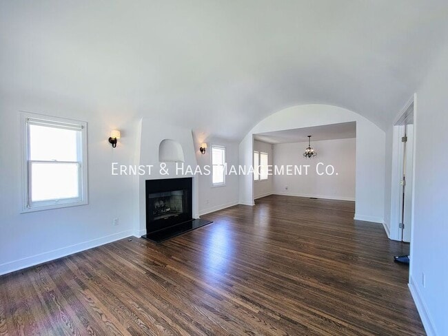 Building Photo - 2227 Camden Ave